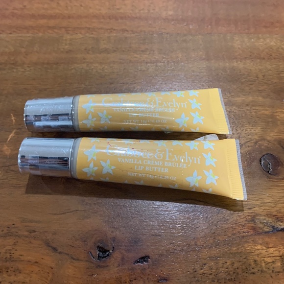 2 Crabtree & Evelyn vanilla creme brûlée lip butter chapstick lip balm NWT - Picture 1 of 3